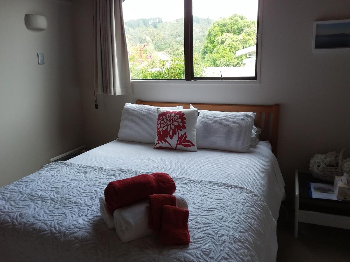104 On Moore Bed & Breakfast Уангамата Экстерьер фото